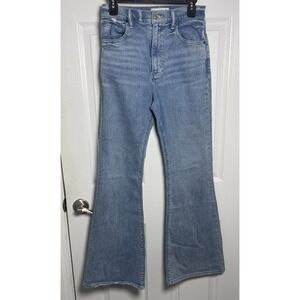 Abercrombie Fitch The Flare Ultra High Rise Jeans Size 28 Regular Light Wash
